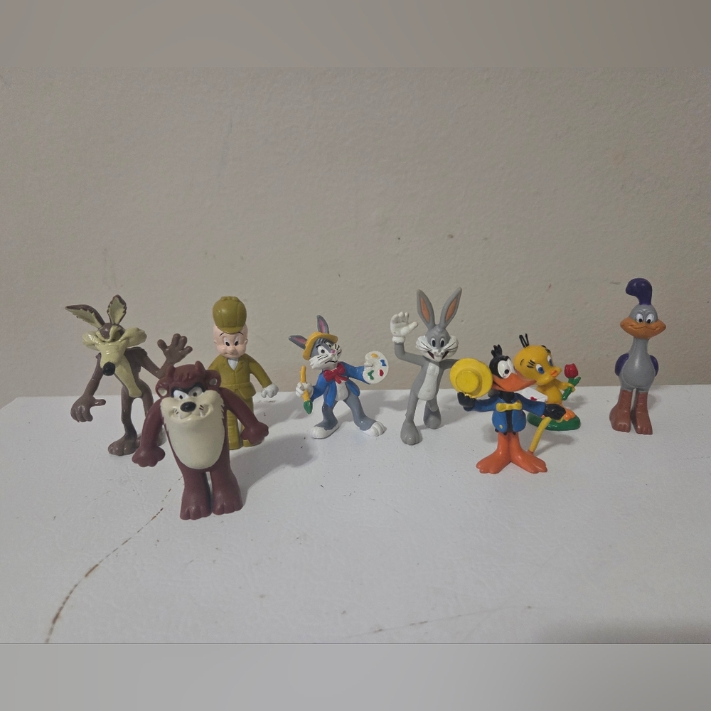 Vintage Warner Bros. Looney Tunes Figures Set Of 8